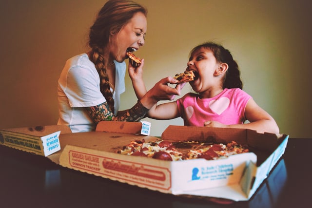 Looking for mother-daughter date ideas? Take her out for pizza