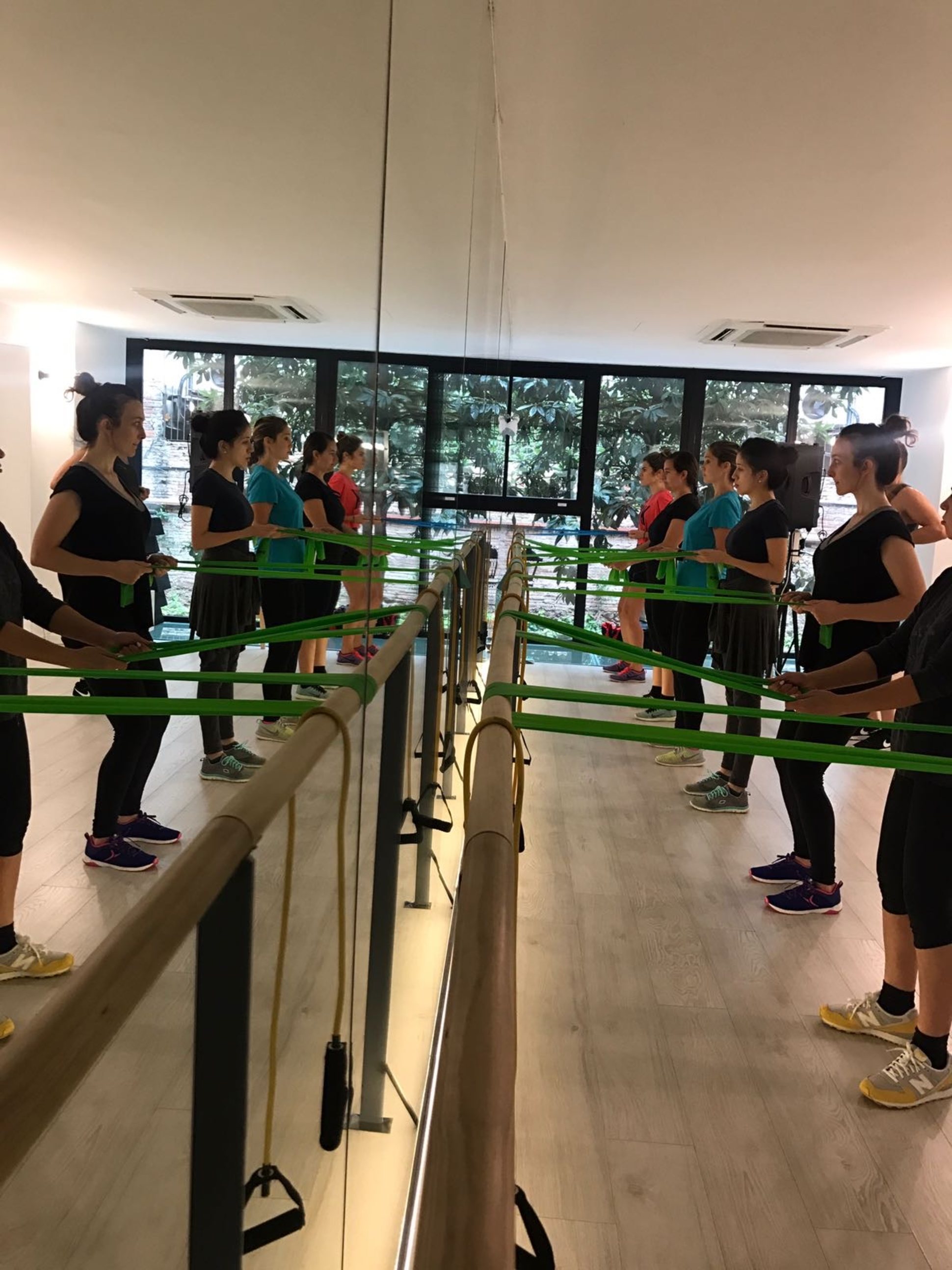 Moms at muments Wellness Barcelona event, FitBarre Class